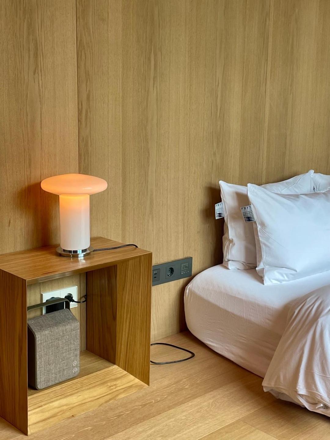Pbr7 Hotel Unusual Stay Gyeongju Bagian luar foto