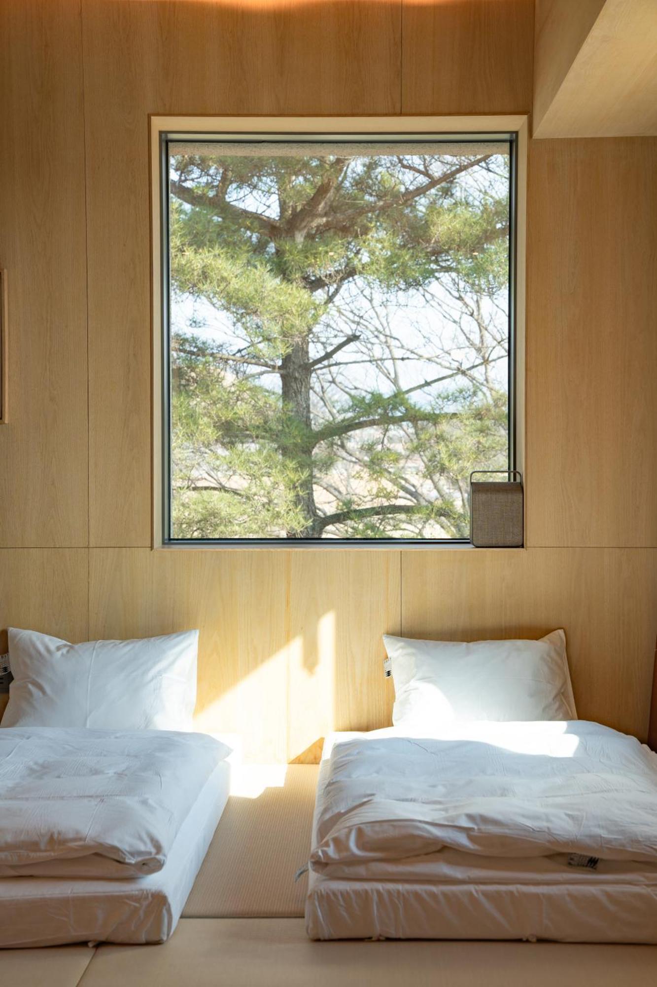 Pbr7 Hotel Unusual Stay Gyeongju Bagian luar foto
