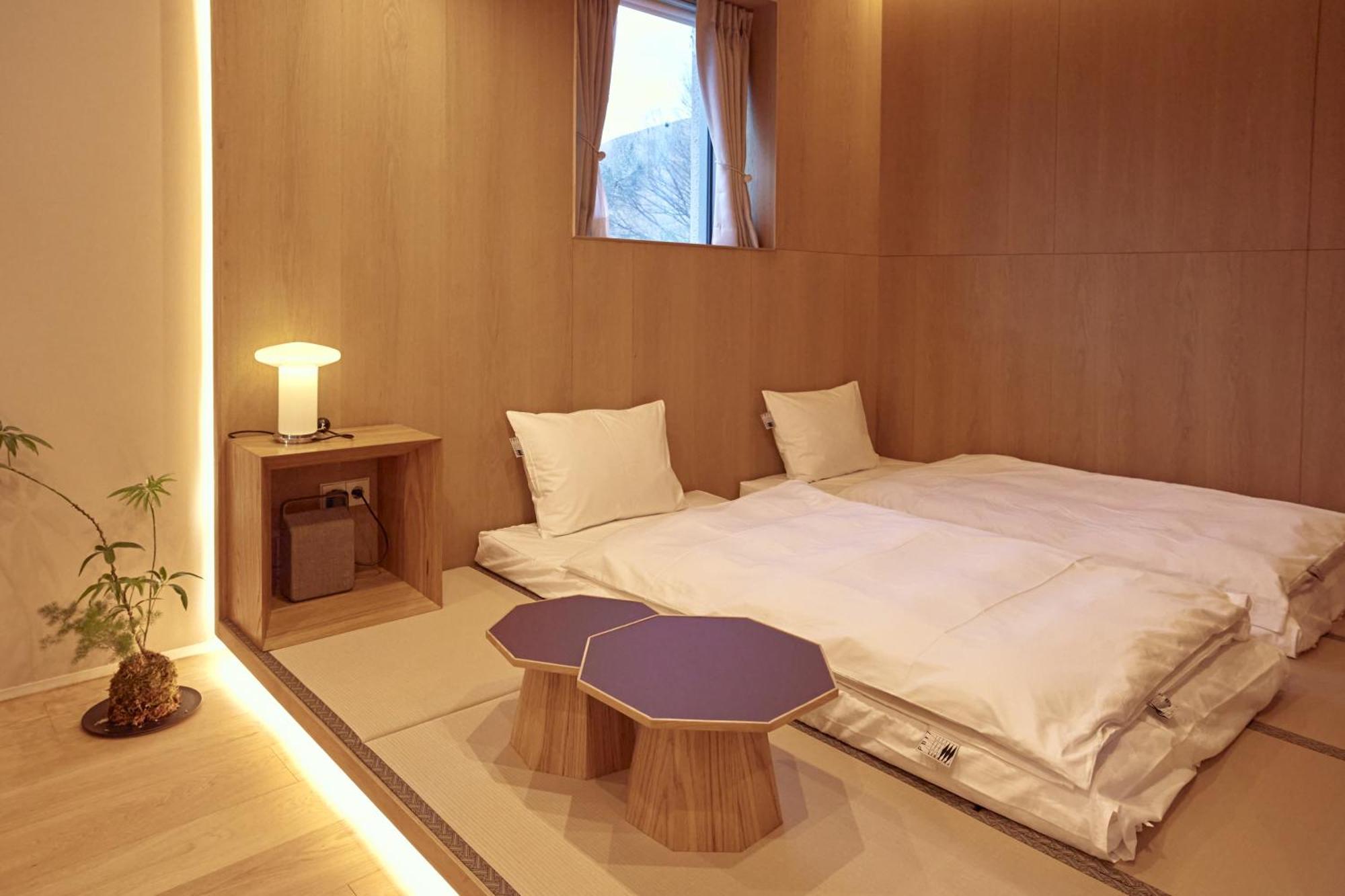 Pbr7 Hotel Unusual Stay Gyeongju Bagian luar foto