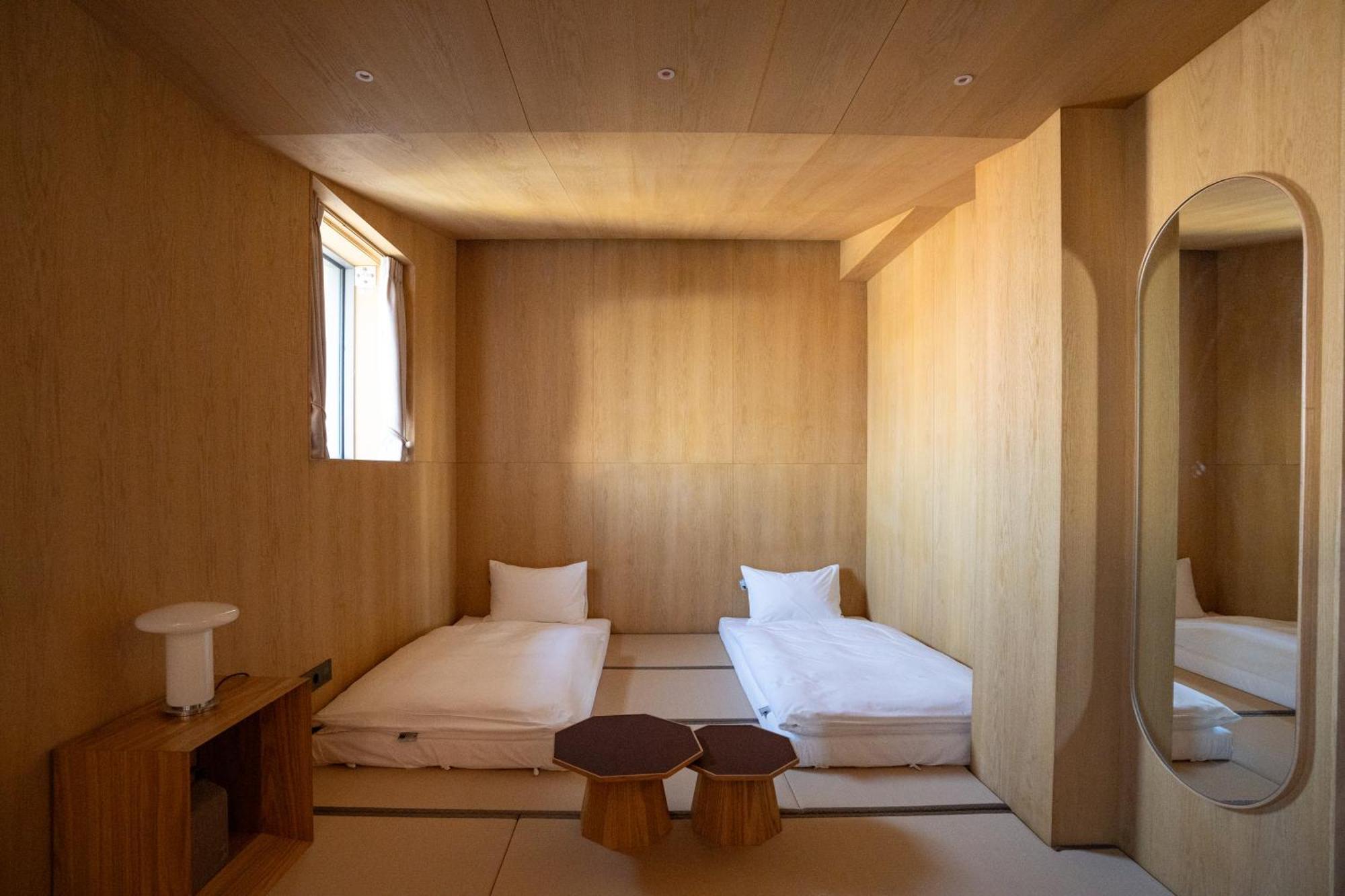 Pbr7 Hotel Unusual Stay Gyeongju Bagian luar foto